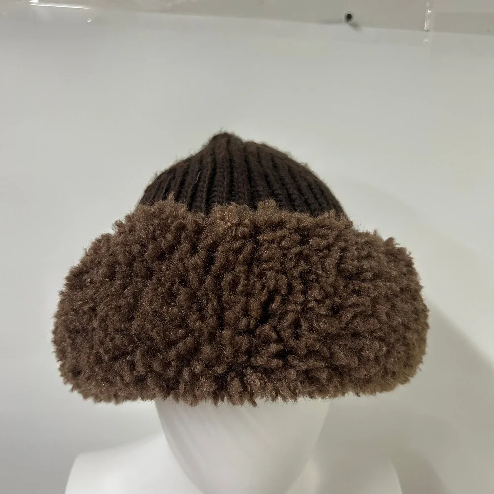 Aerie Faux Fur Trim Ribbed Beanie Hat One Size Brown Gorpcore Winter Cozy Hat